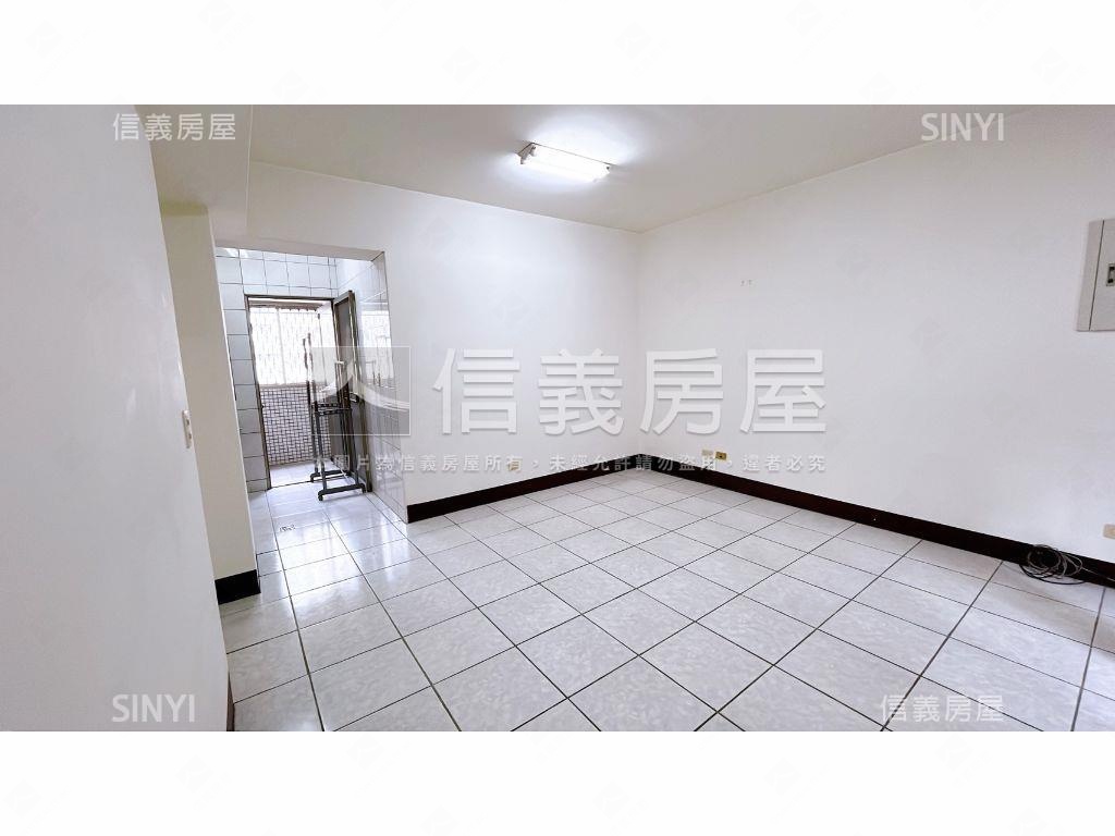 近東興國小電梯兩房車位房屋室內格局與周邊環境