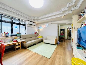 三重捷運站四樓空間大