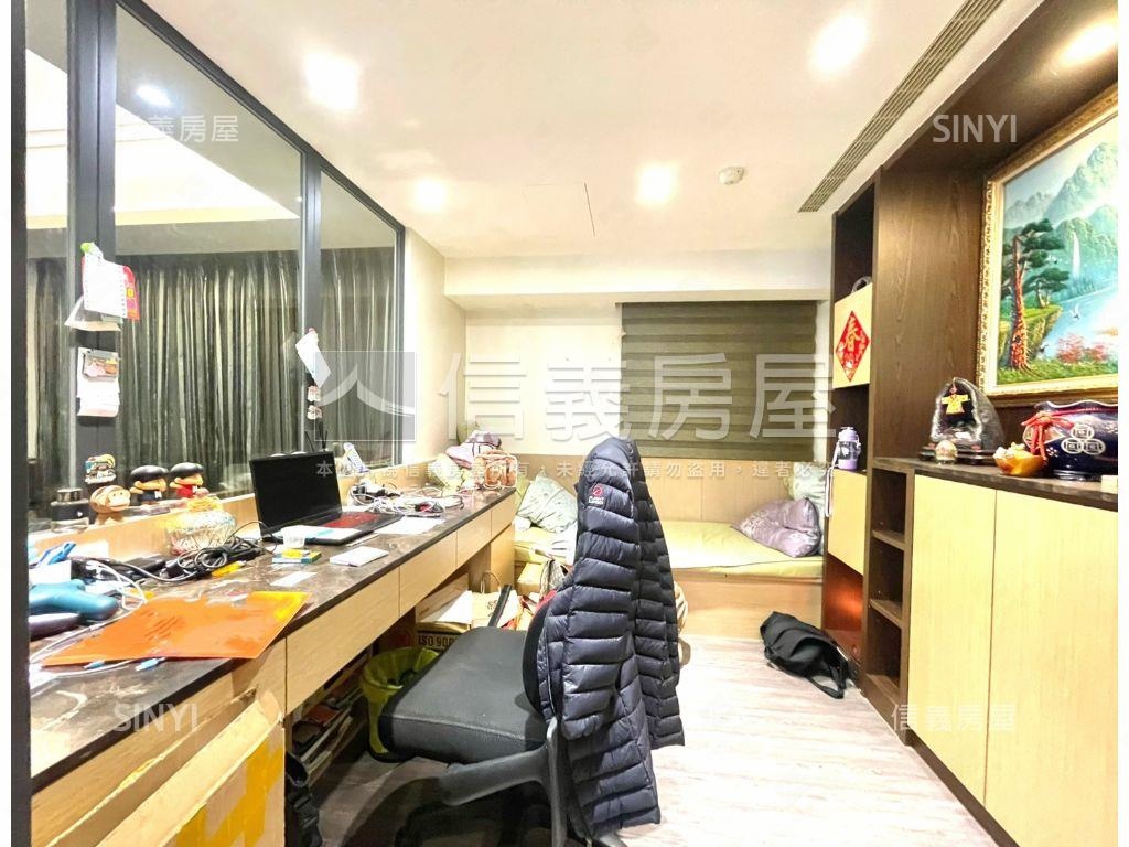 視野便宜大三房雙平車房屋室內格局與周邊環境