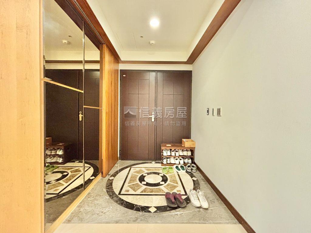 聚合發榮耀典雅大三房房屋室內格局與周邊環境