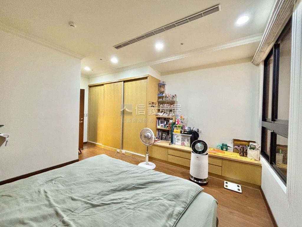 聚合發榮耀典雅大三房房屋室內格局與周邊環境