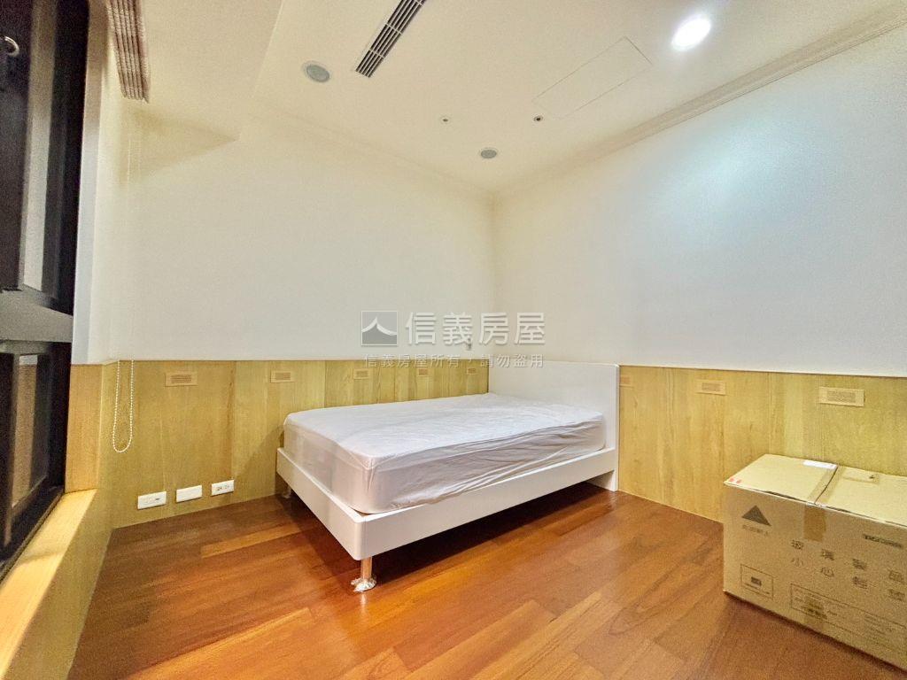 聚合發榮耀典雅大三房房屋室內格局與周邊環境