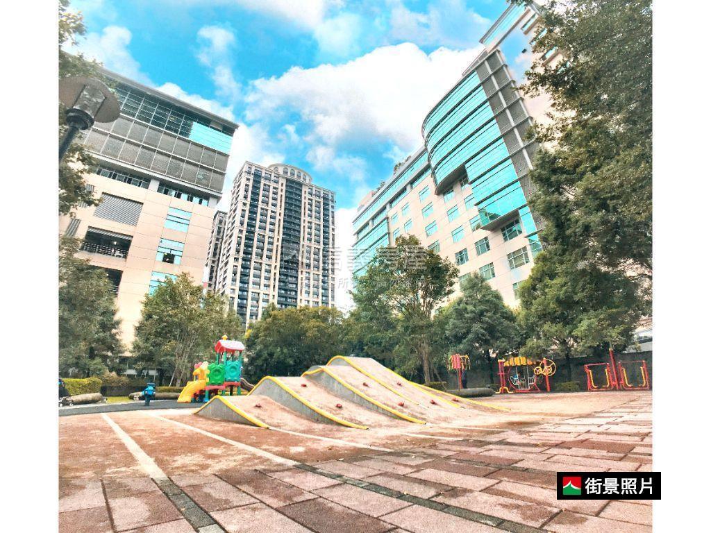 合環ＬＡＮＤＭＡＲＫ房屋室內格局與周邊環境
