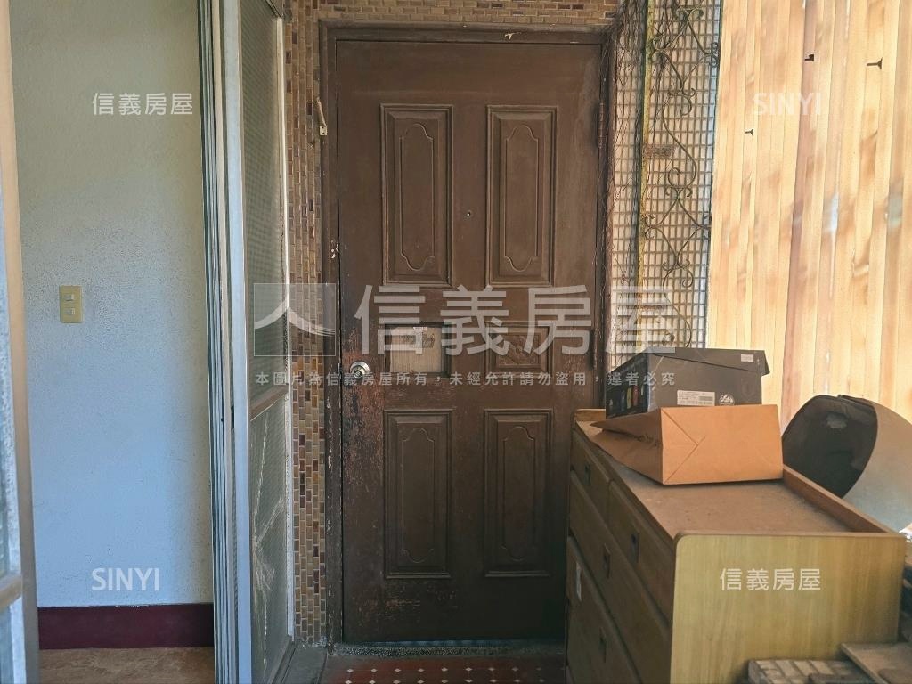 水源路專任雙併邊間房屋室內格局與周邊環境