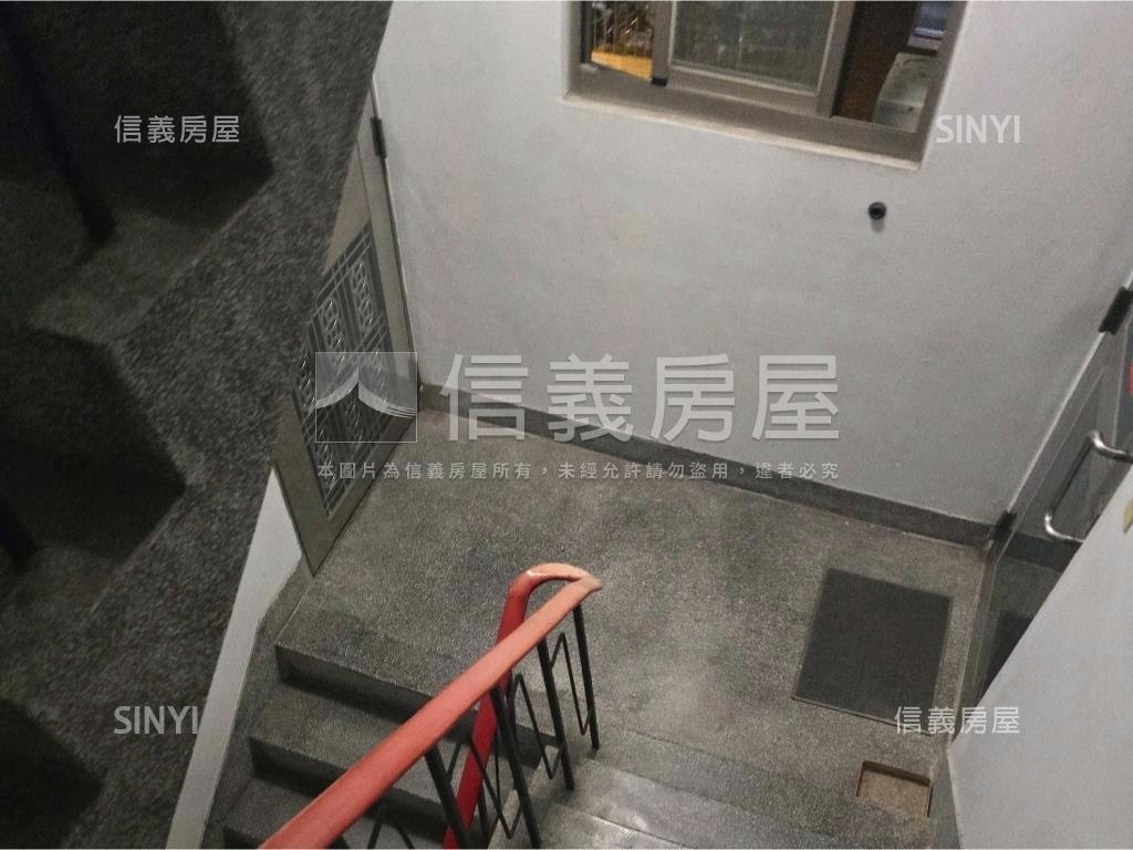 水源路專任雙併邊間房屋室內格局與周邊環境