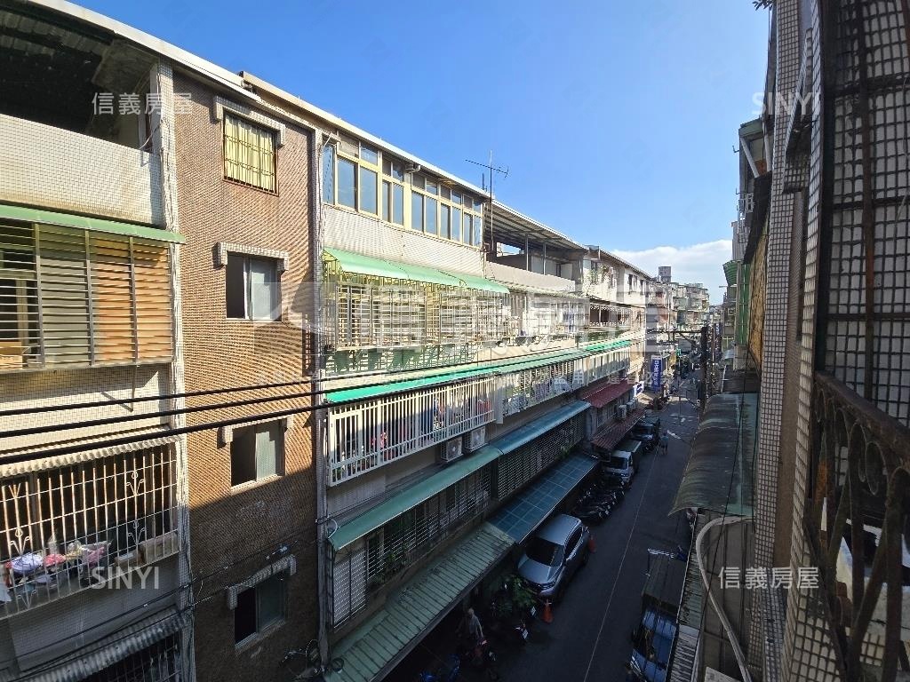 水源路專任雙併邊間房屋室內格局與周邊環境