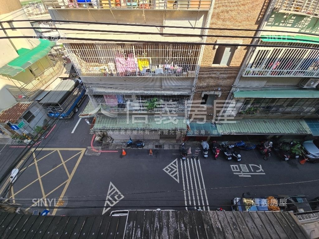 水源路專任雙併邊間房屋室內格局與周邊環境