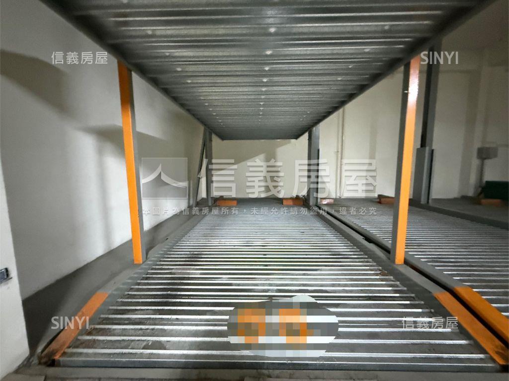 嶺東品蔚兩房附車位房屋室內格局與周邊環境