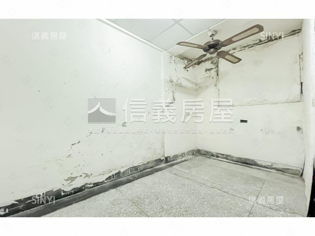 近水湳經貿園區臨路透天房屋室內格局與周邊環境
