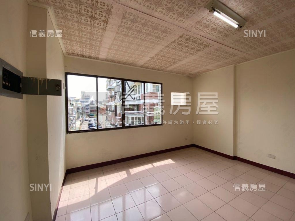 裕農路透天稀有釋出房屋室內格局與周邊環境