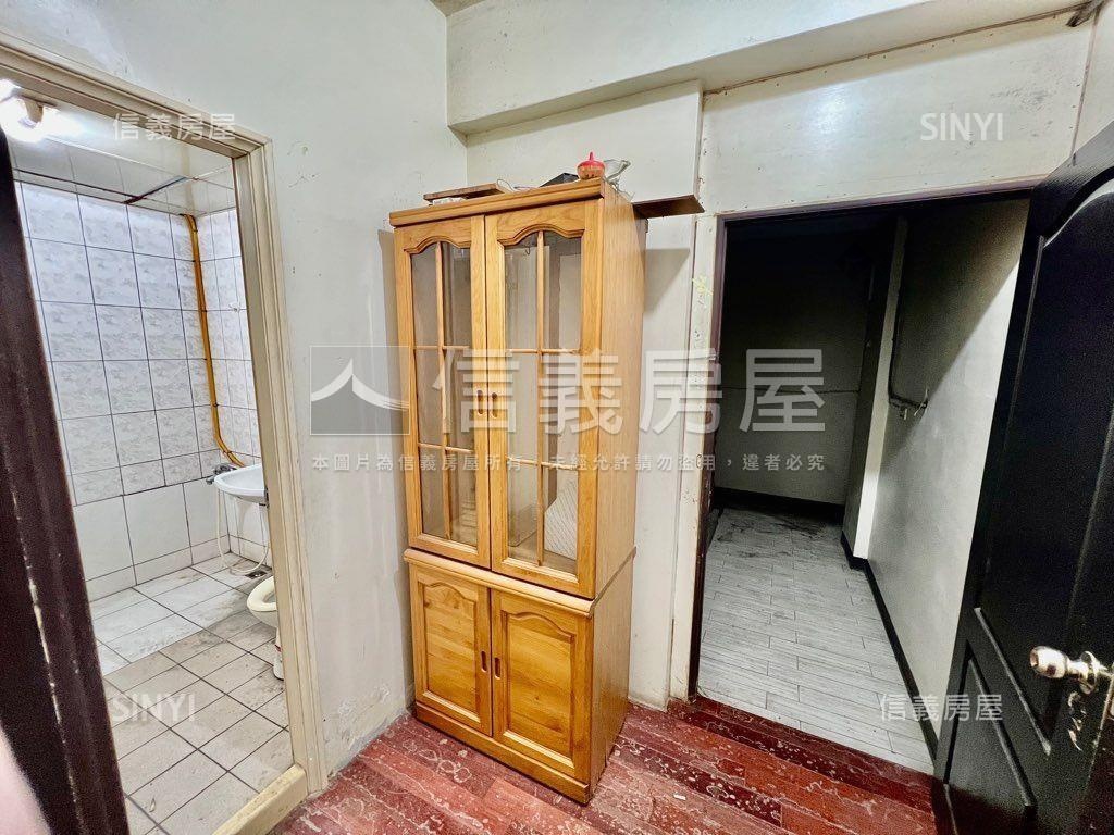 近內新市場透店房屋室內格局與周邊環境