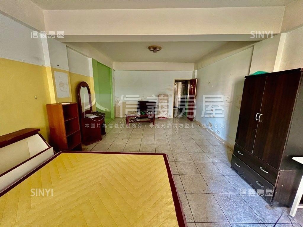 近內新市場透店房屋室內格局與周邊環境