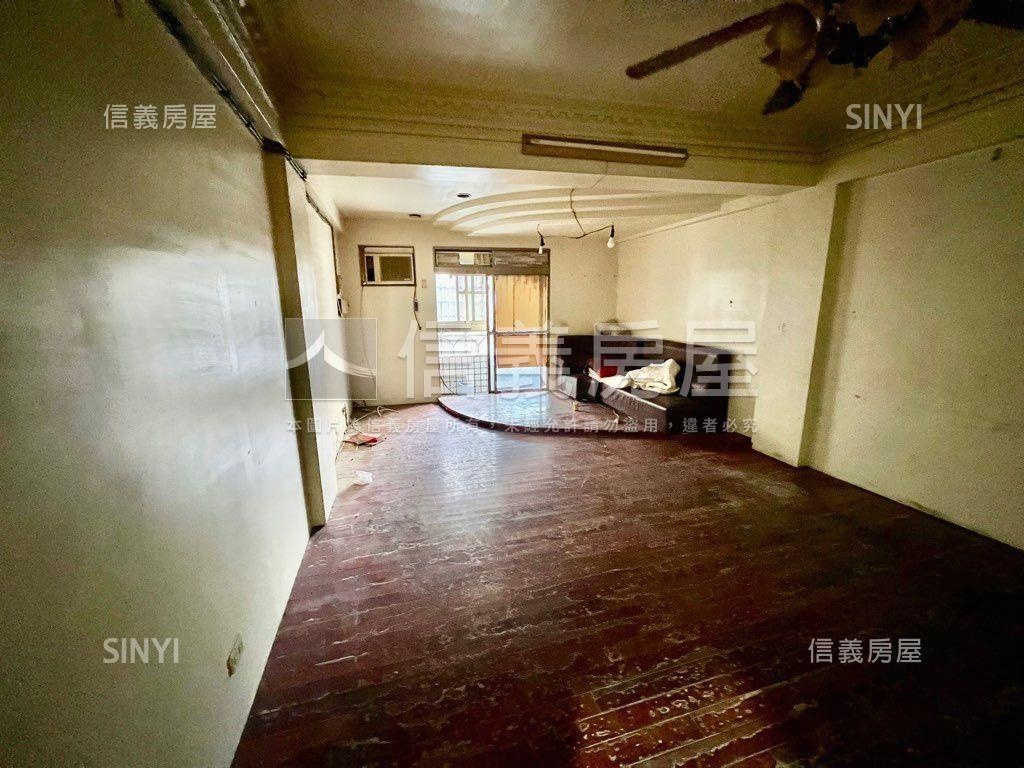 近內新市場透店房屋室內格局與周邊環境