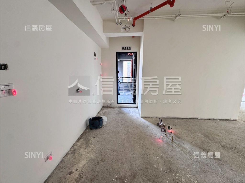 明新首席愜意視野戶雙車位房屋室內格局與周邊環境