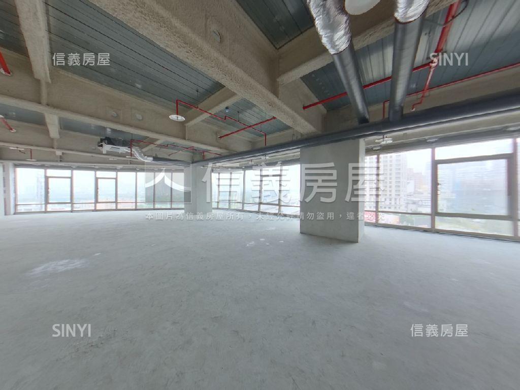 七期商業辦公室ＴＯＰ１讚房屋室內格局與周邊環境