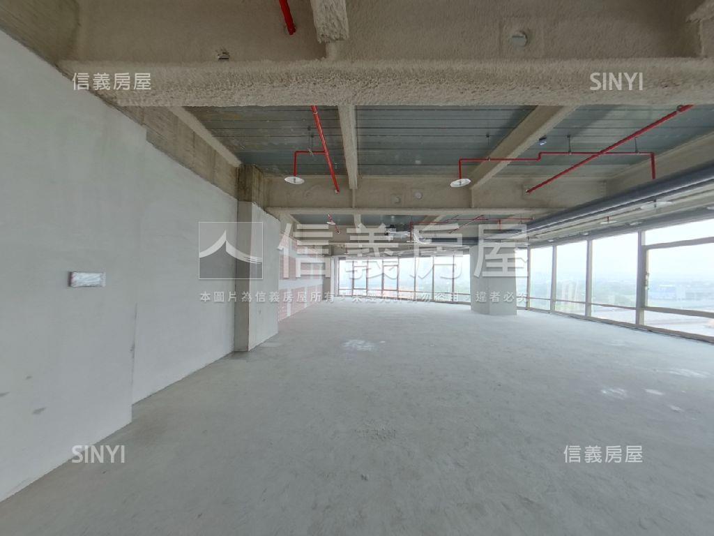 七期商業辦公室ＴＯＰ１讚房屋室內格局與周邊環境