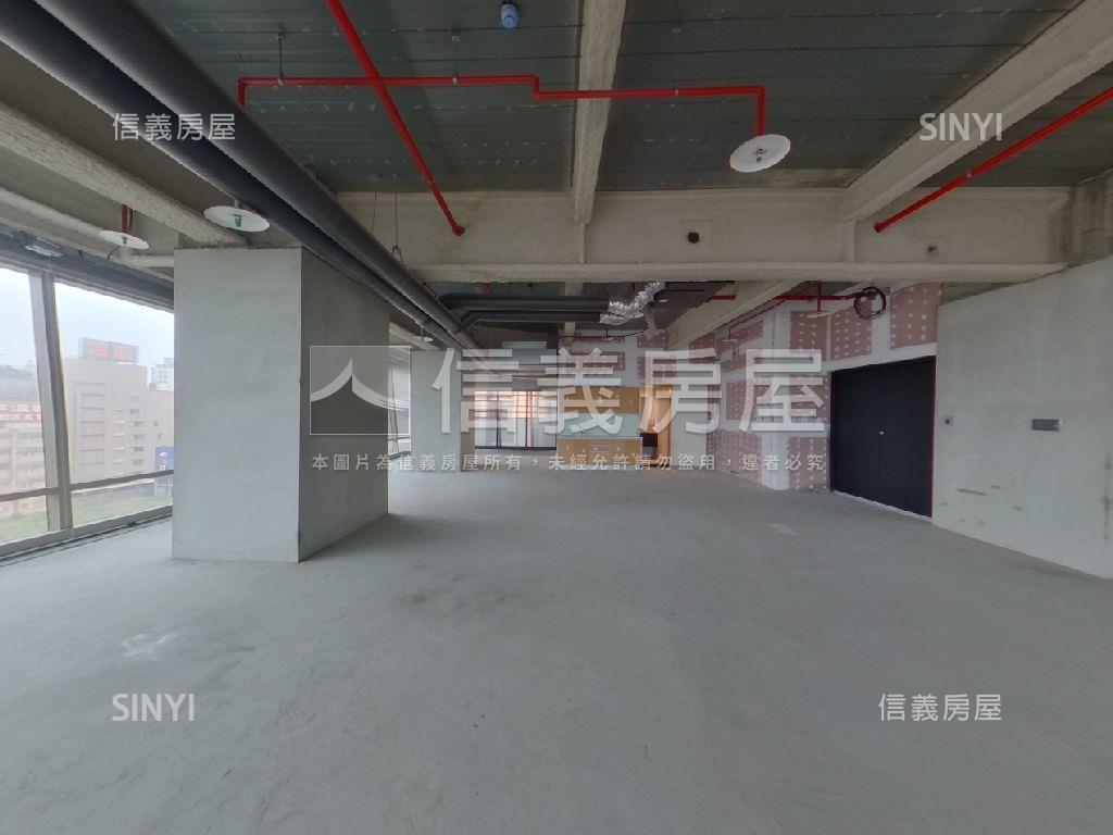 七期商業辦公室ＴＯＰ１讚房屋室內格局與周邊環境