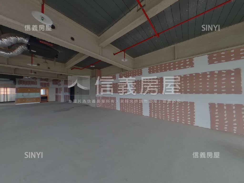 七期商業辦公室ＴＯＰ１讚房屋室內格局與周邊環境