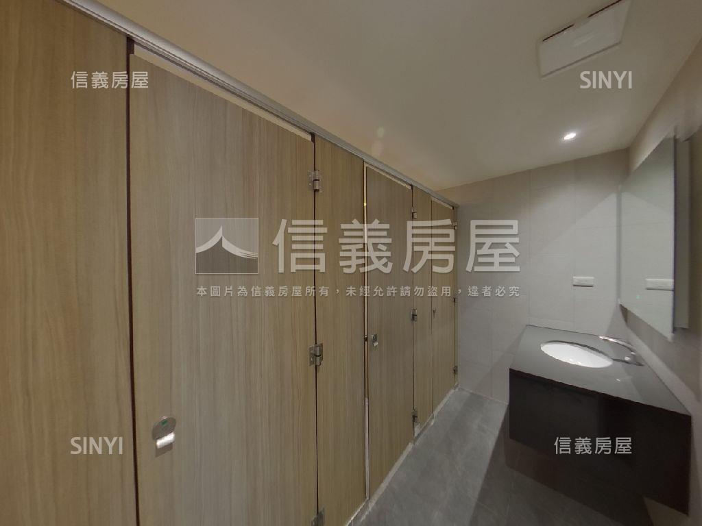 七期商業辦公室ＴＯＰ１讚房屋室內格局與周邊環境