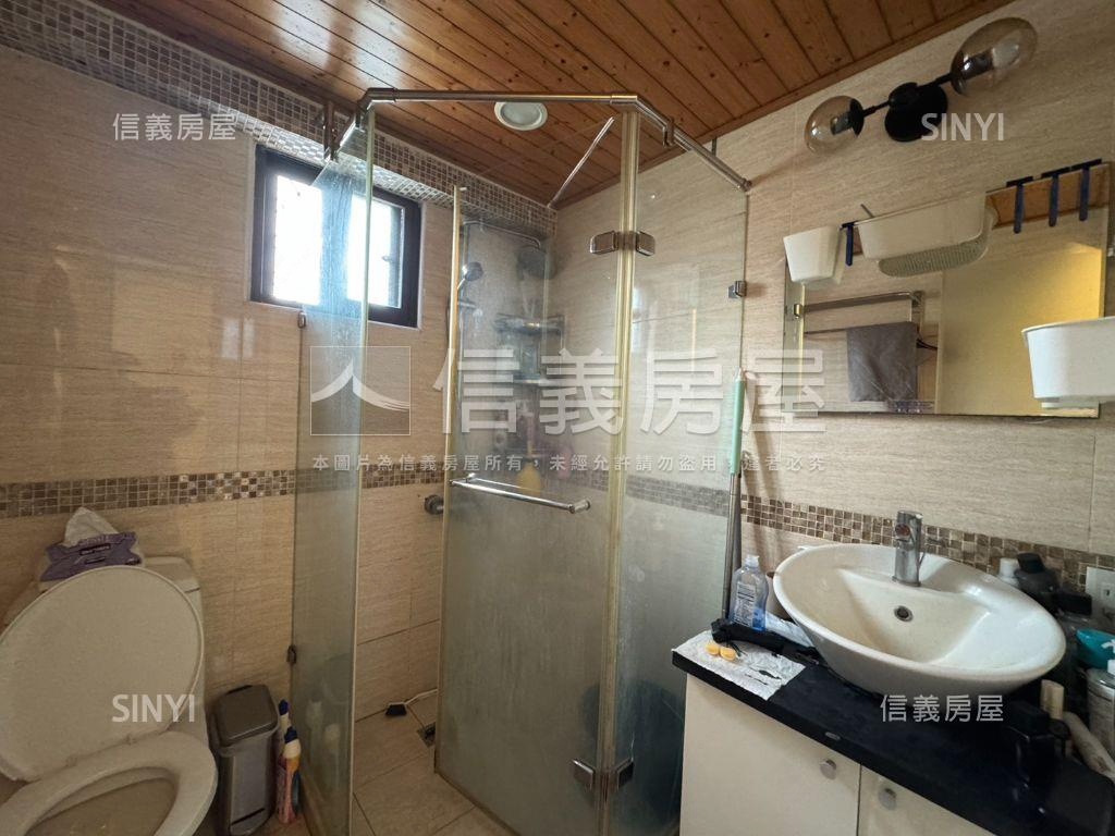 視野絕佳頂樓房屋室內格局與周邊環境