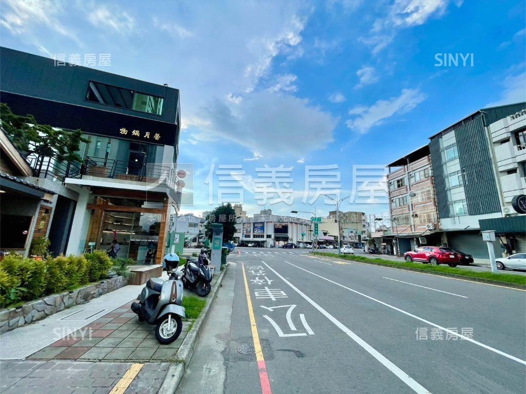 車站商圈臨路顯眼店面房屋室內格局與周邊環境