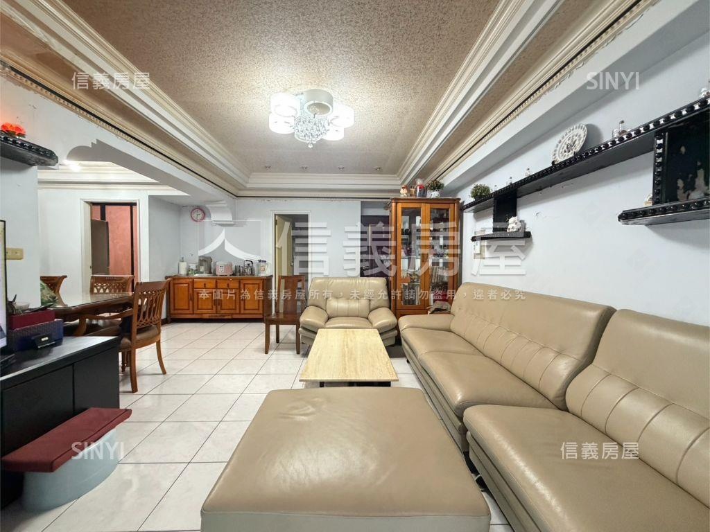 富貴雙星標準大三房房屋室內格局與周邊環境