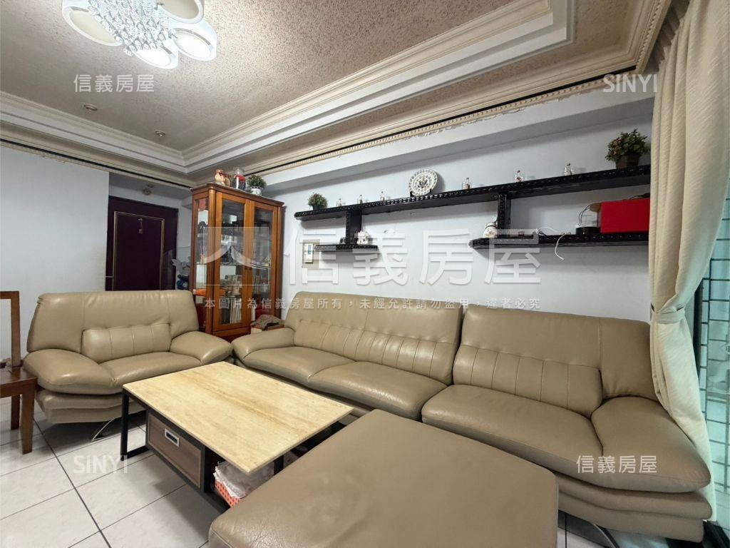 富貴雙星標準大三房房屋室內格局與周邊環境