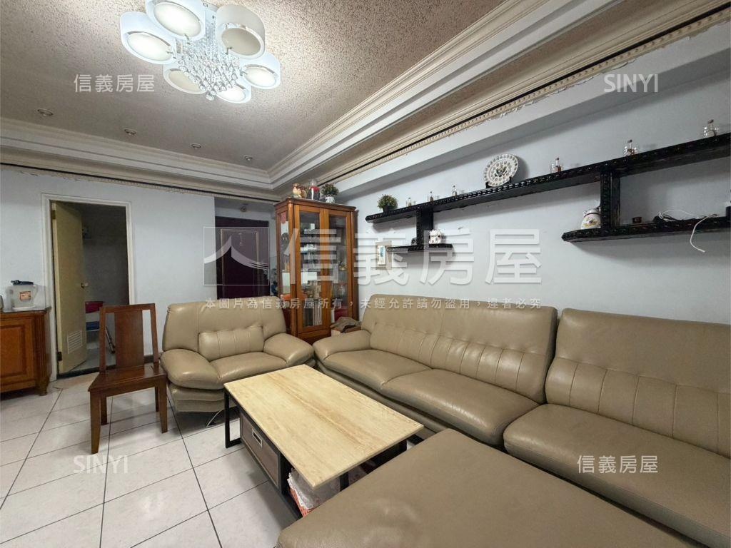 富貴雙星標準大三房房屋室內格局與周邊環境