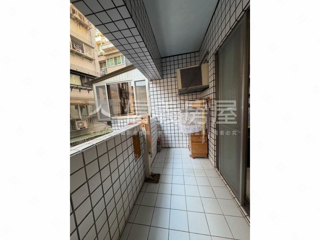 富貴雙星標準大三房房屋室內格局與周邊環境