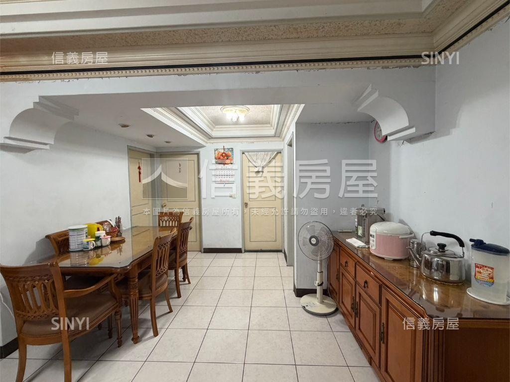 富貴雙星標準大三房房屋室內格局與周邊環境