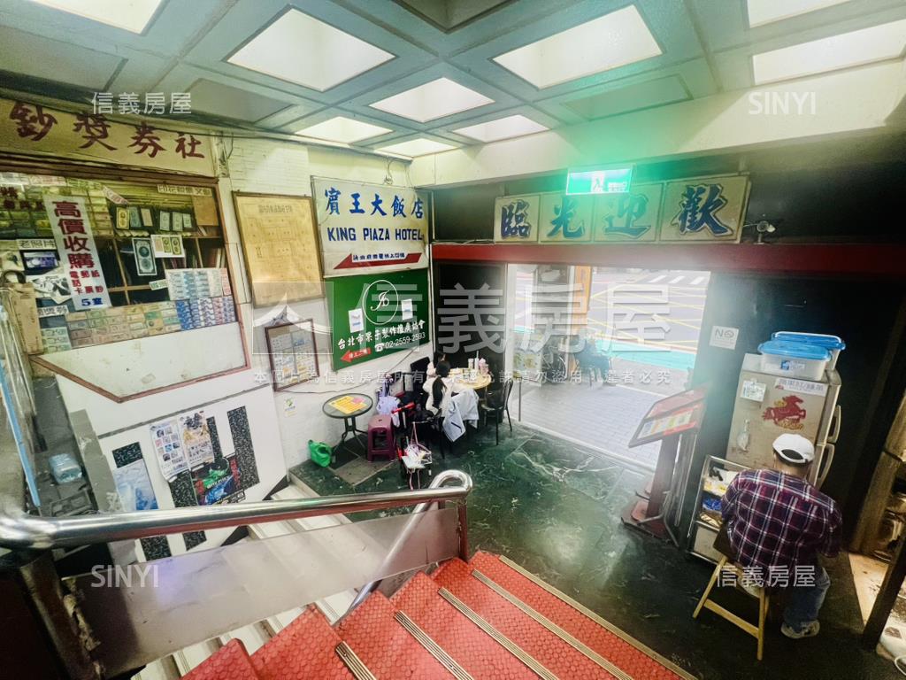 南京西賓王商場收租至尊寶房屋室內格局與周邊環境