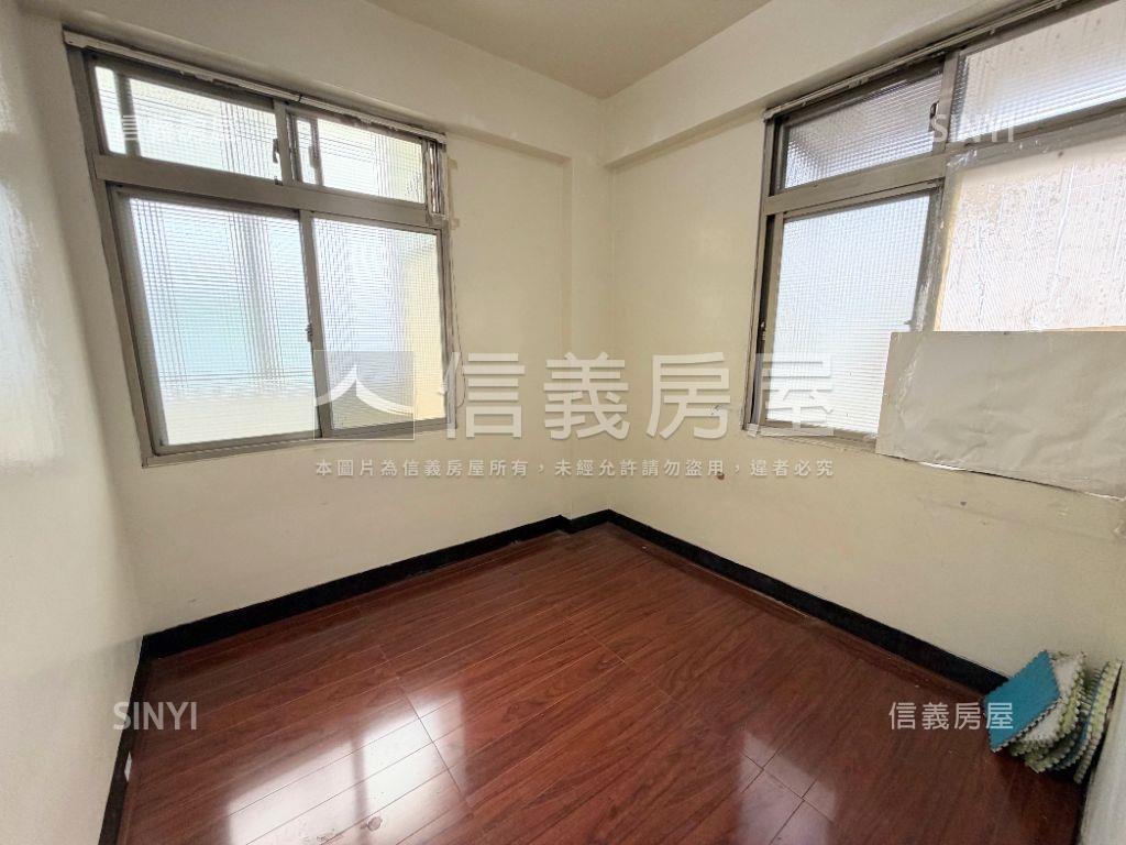 稀有邊間三面採光好寓房屋室內格局與周邊環境