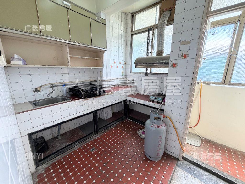 稀有邊間三面採光好寓房屋室內格局與周邊環境