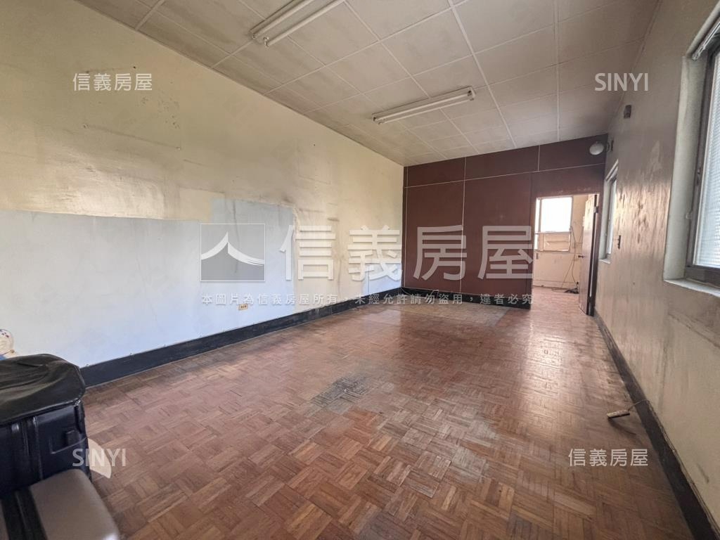 文化中心信守街邊間美透房屋室內格局與周邊環境