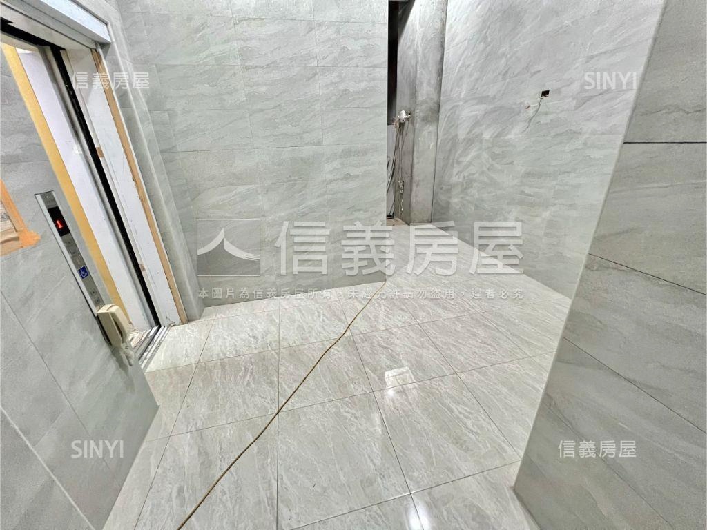 一房一廳豐原頂樓房屋室內格局與周邊環境