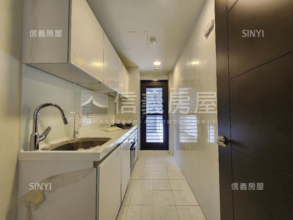 ＜天母仰格＞全新鋼骨店辦房屋室內格局與周邊環境