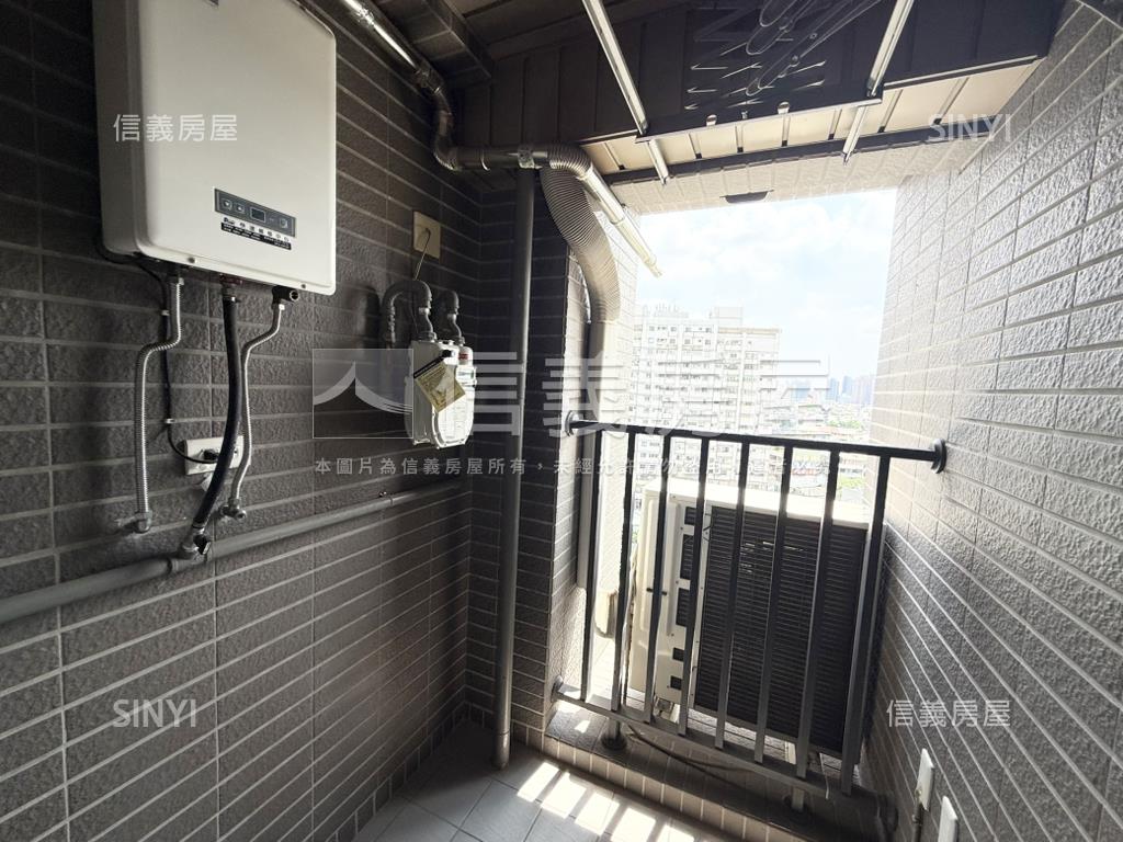 昂峰詠青視野大兩房平車房屋室內格局與周邊環境