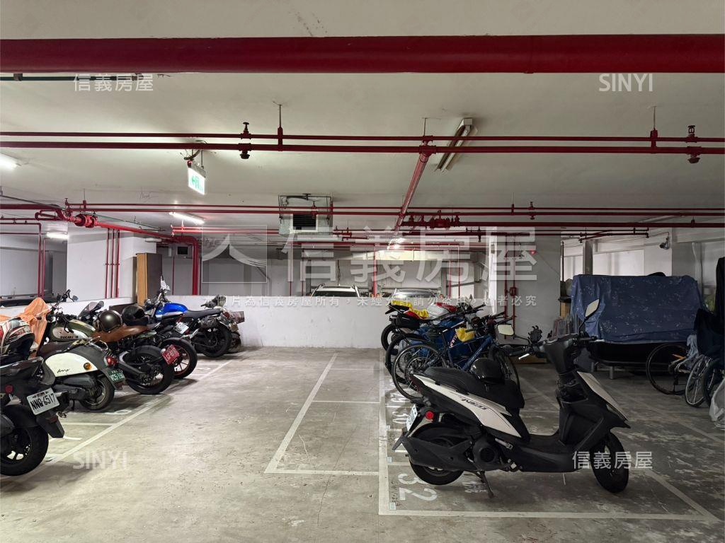 市府捷運裝潢兩房帶車位房屋室內格局與周邊環境