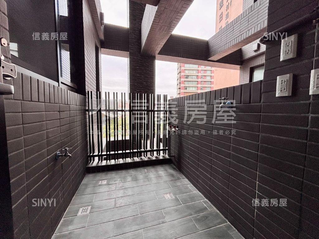 近新光遠百三房平車房屋室內格局與周邊環境