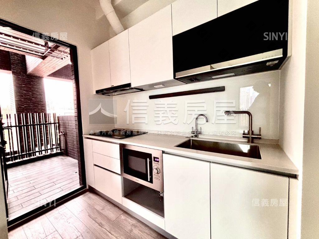 近新光遠百三房平車房屋室內格局與周邊環境