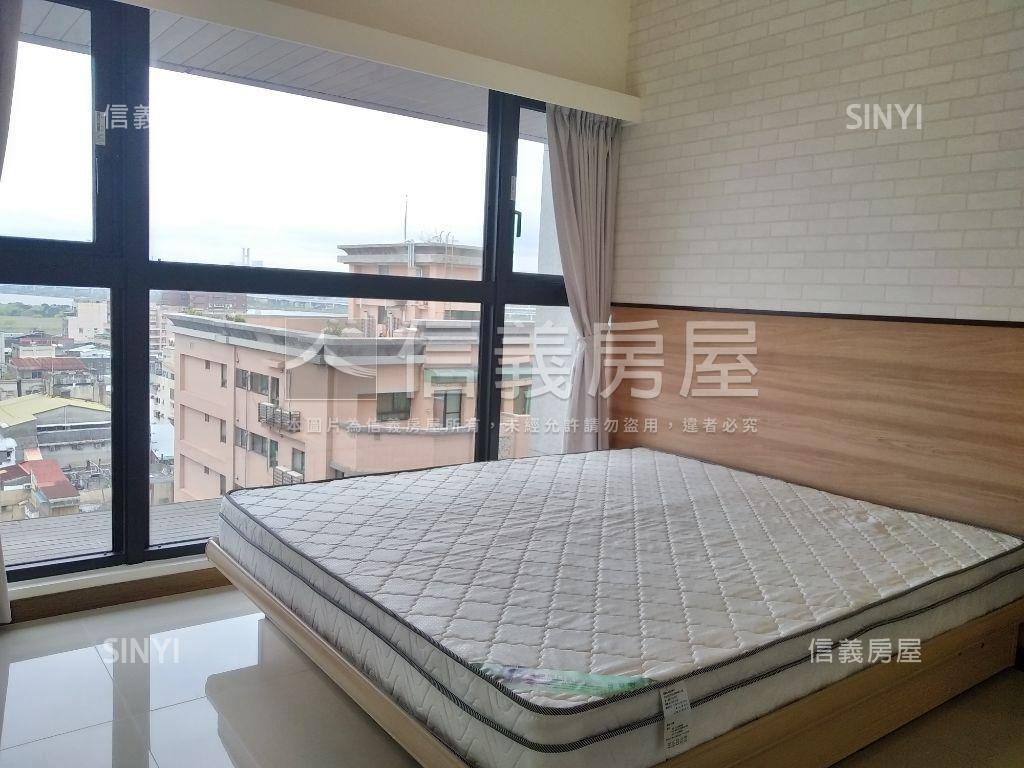 鋼骨高樓邊間四房坡平房屋室內格局與周邊環境