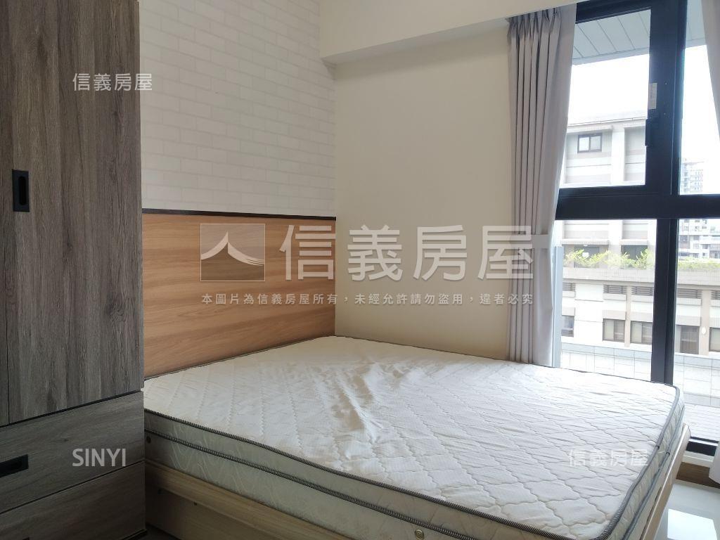 鋼骨高樓邊間四房坡平房屋室內格局與周邊環境