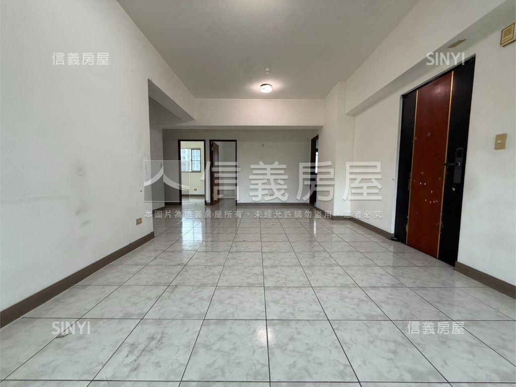 比佛利四房大空間房屋室內格局與周邊環境