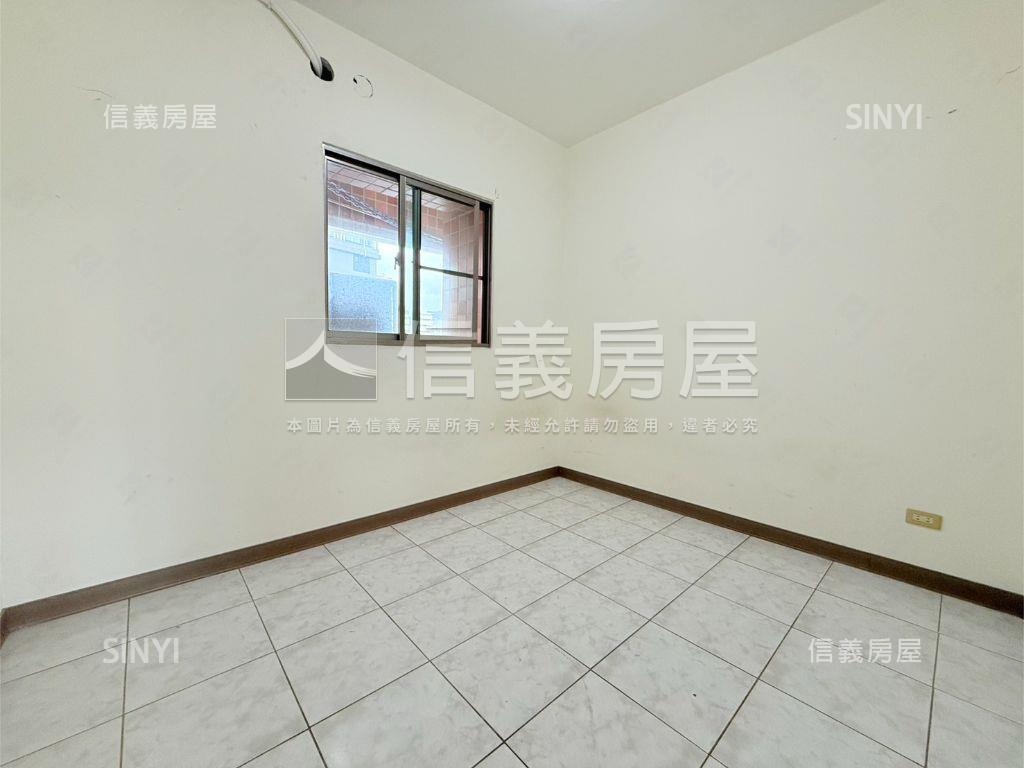 比佛利四房大空間房屋室內格局與周邊環境