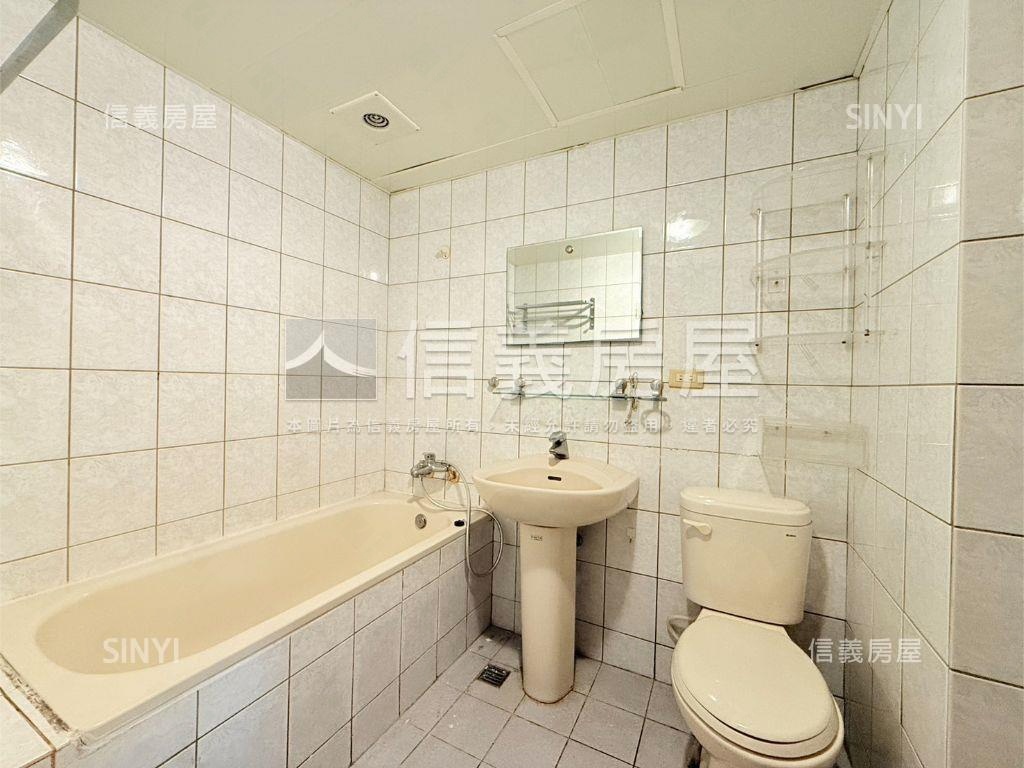 比佛利四房大空間房屋室內格局與周邊環境