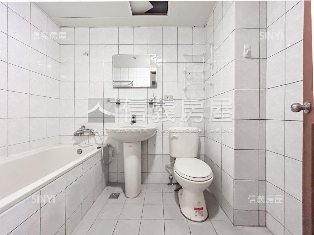 比佛利四房大空間房屋室內格局與周邊環境