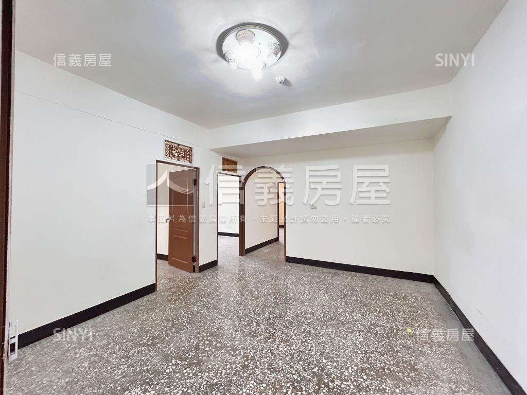 新莊路優質三樓房屋室內格局與周邊環境