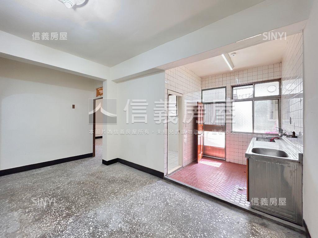 新莊路優質三樓房屋室內格局與周邊環境