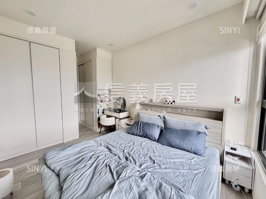 近交流道高樓層美２房車位房屋室內格局與周邊環境