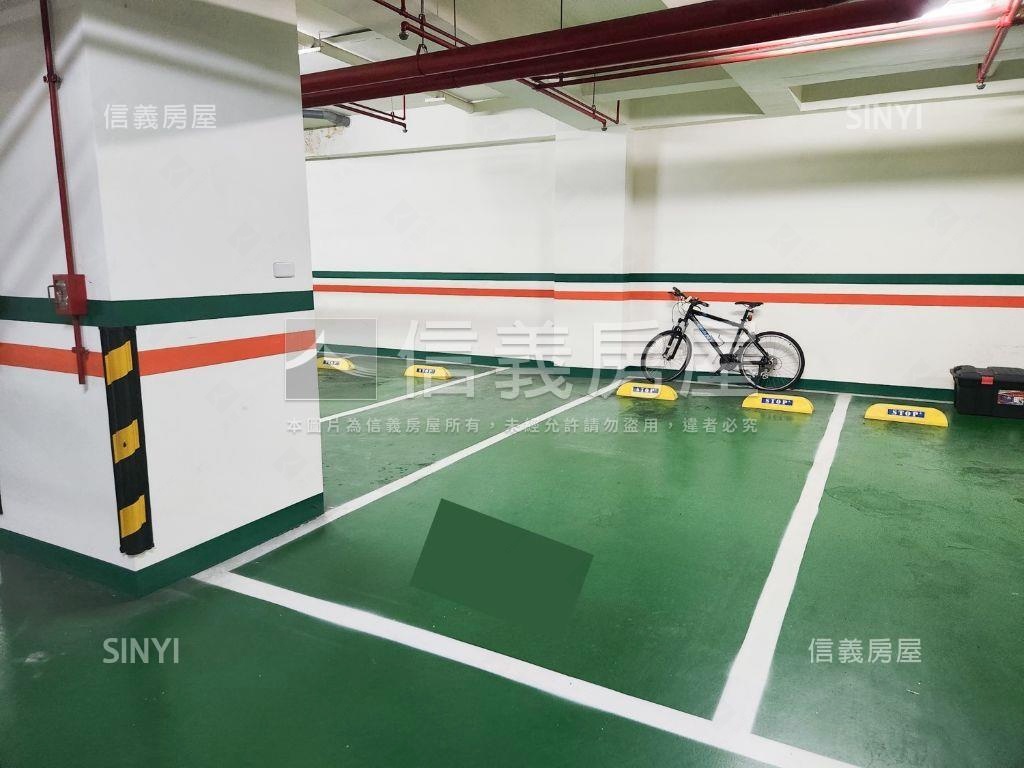 近三井面園道三房平車房屋室內格局與周邊環境